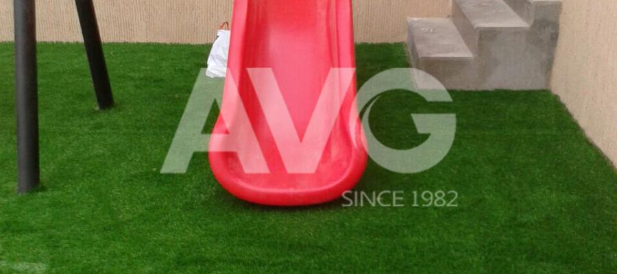 C? trang trí san v??n