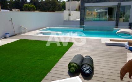 C? san v??n trang trí khu?n viên, t?o c?nh quan cho b? b?i