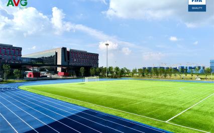 San bóng ?á ??i h?c Nam Kinh ???c c?p ch?ng ch? FIFA c?a Liên ?oàn bóng ?á Th? gi?i (FIFA)